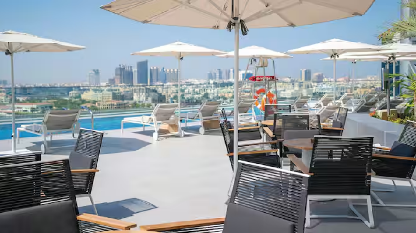 Al Bandar Rotana Dubai – Creek (7 Nights, Bed & Breakfast)